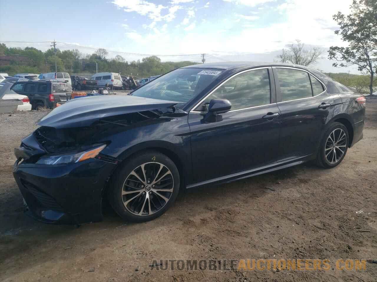 JTNB11HK1J3014163 TOYOTA CAMRY 2018