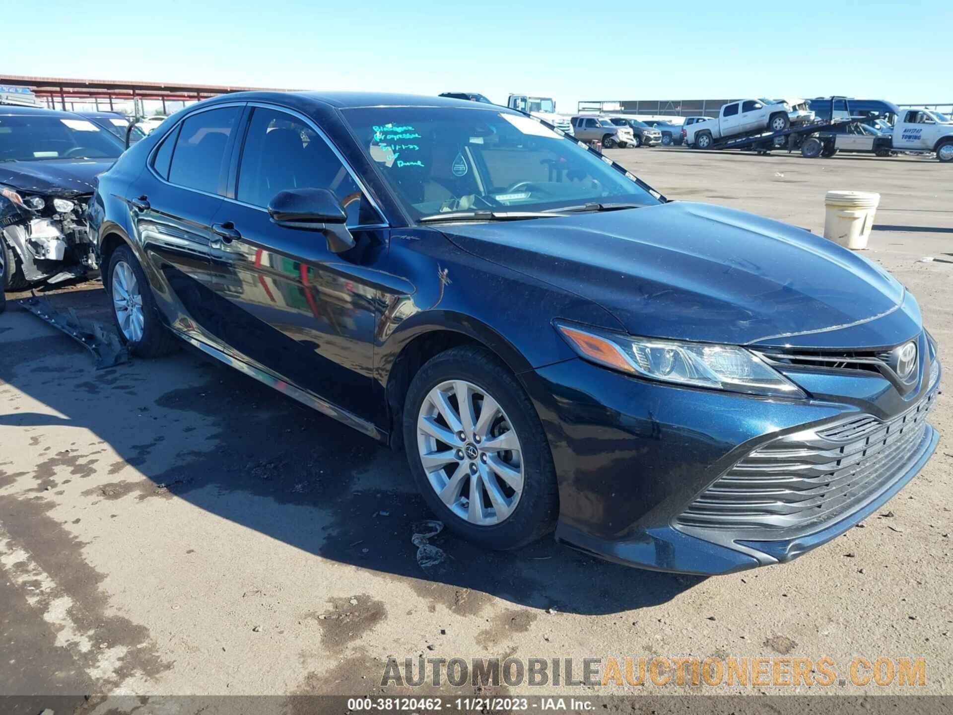 JTNB11HK1J3014471 TOYOTA CAMRY 2018