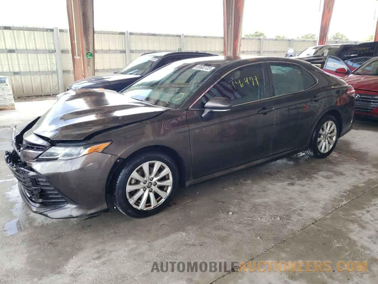 JTNB11HK1J3015037 TOYOTA CAMRY 2018