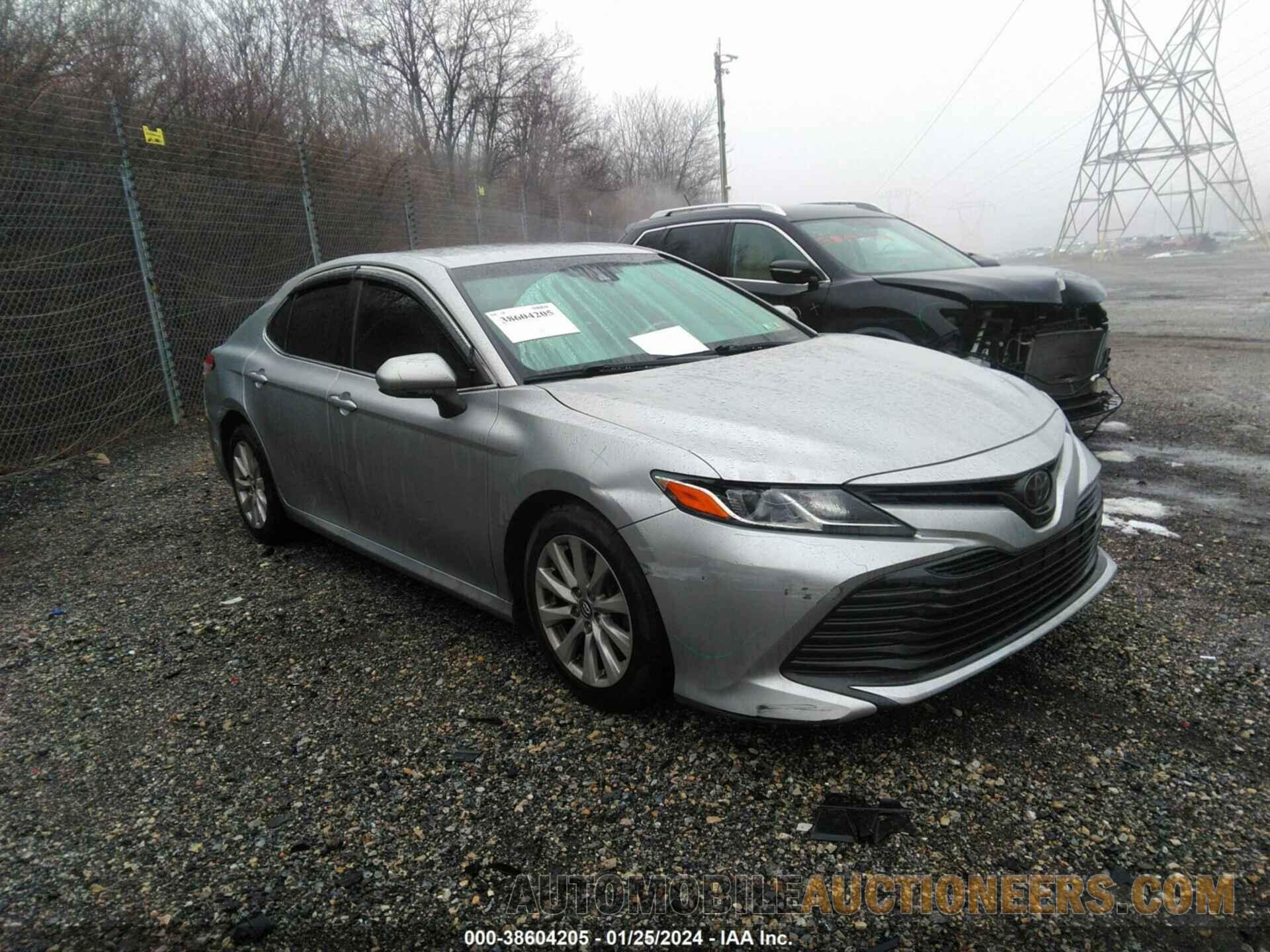 JTNB11HK1J3016107 TOYOTA CAMRY 2018