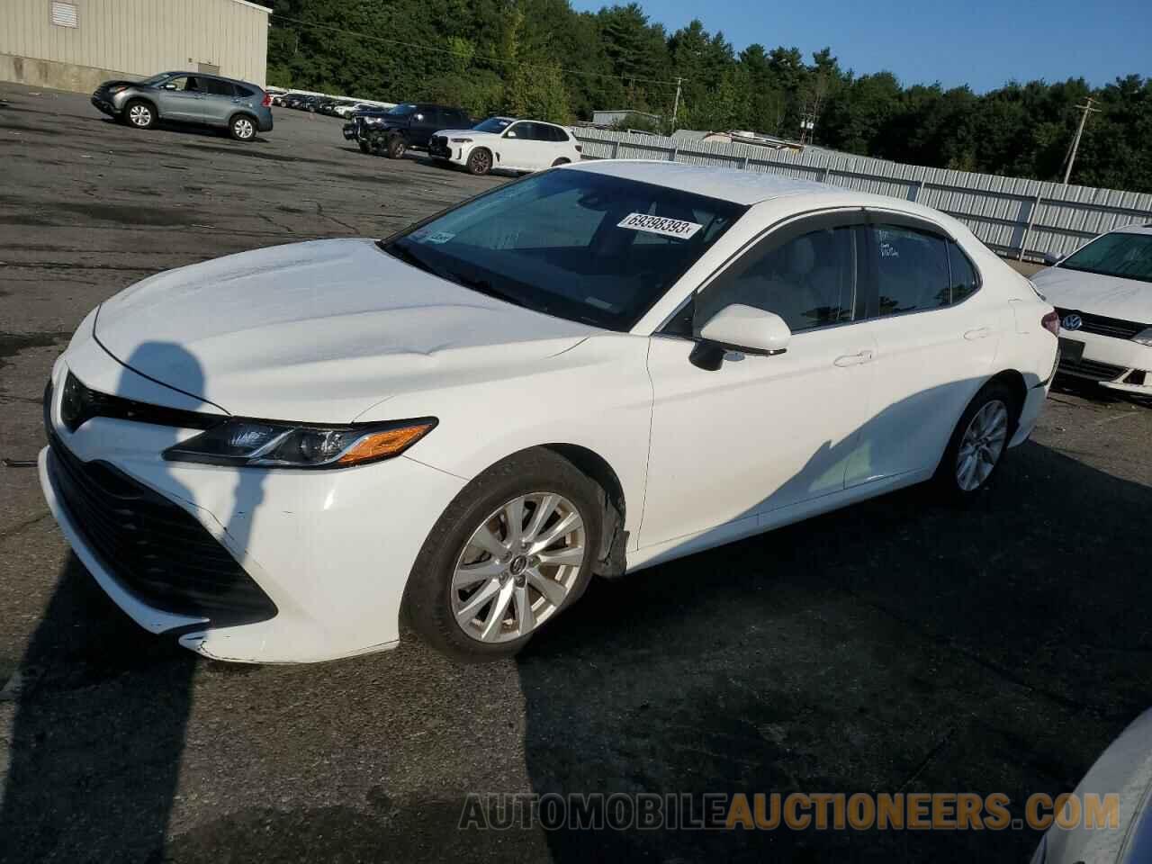 JTNB11HK1J3016401 TOYOTA CAMRY 2018