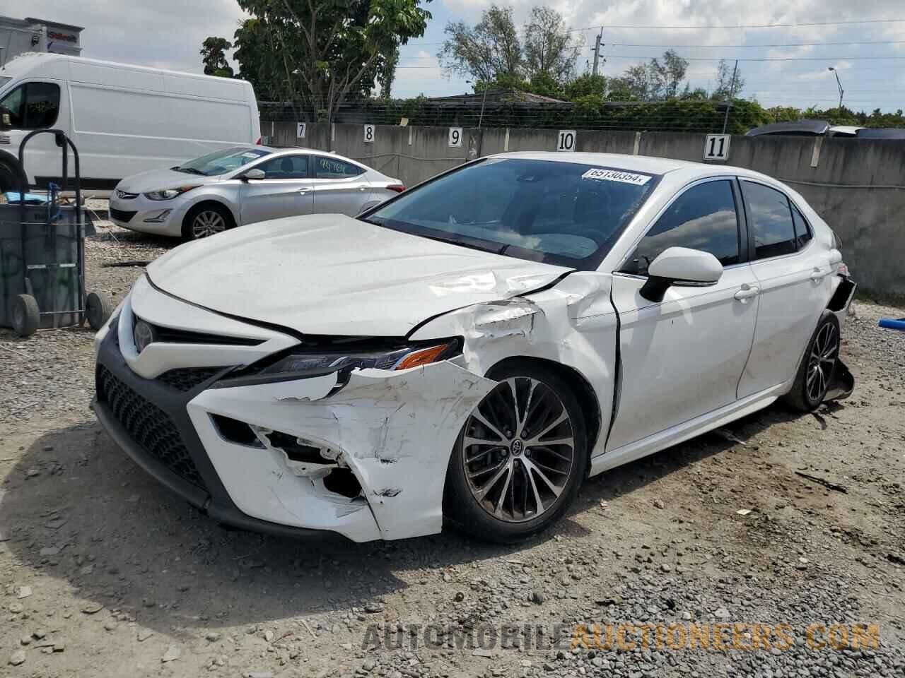 JTNB11HK1J3016740 TOYOTA CAMRY 2018