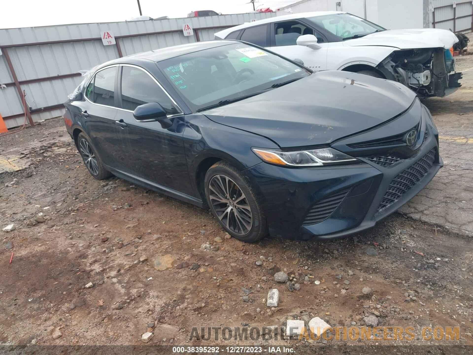 JTNB11HK1J3016821 TOYOTA CAMRY 2018