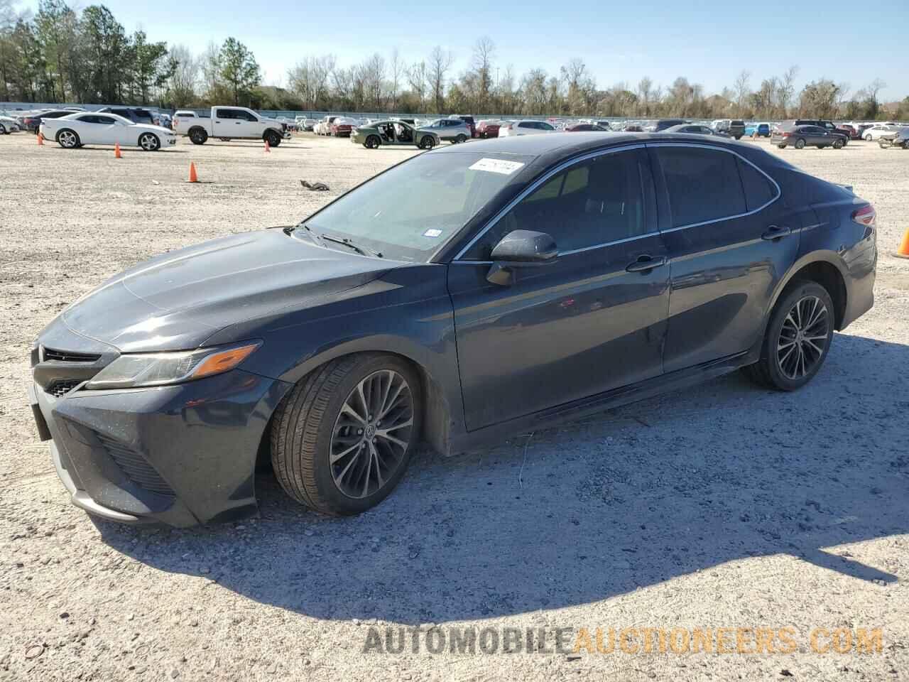 JTNB11HK1J3017211 TOYOTA CAMRY 2018