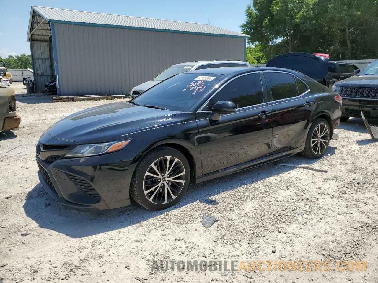 JTNB11HK1J3021548 TOYOTA CAMRY 2018