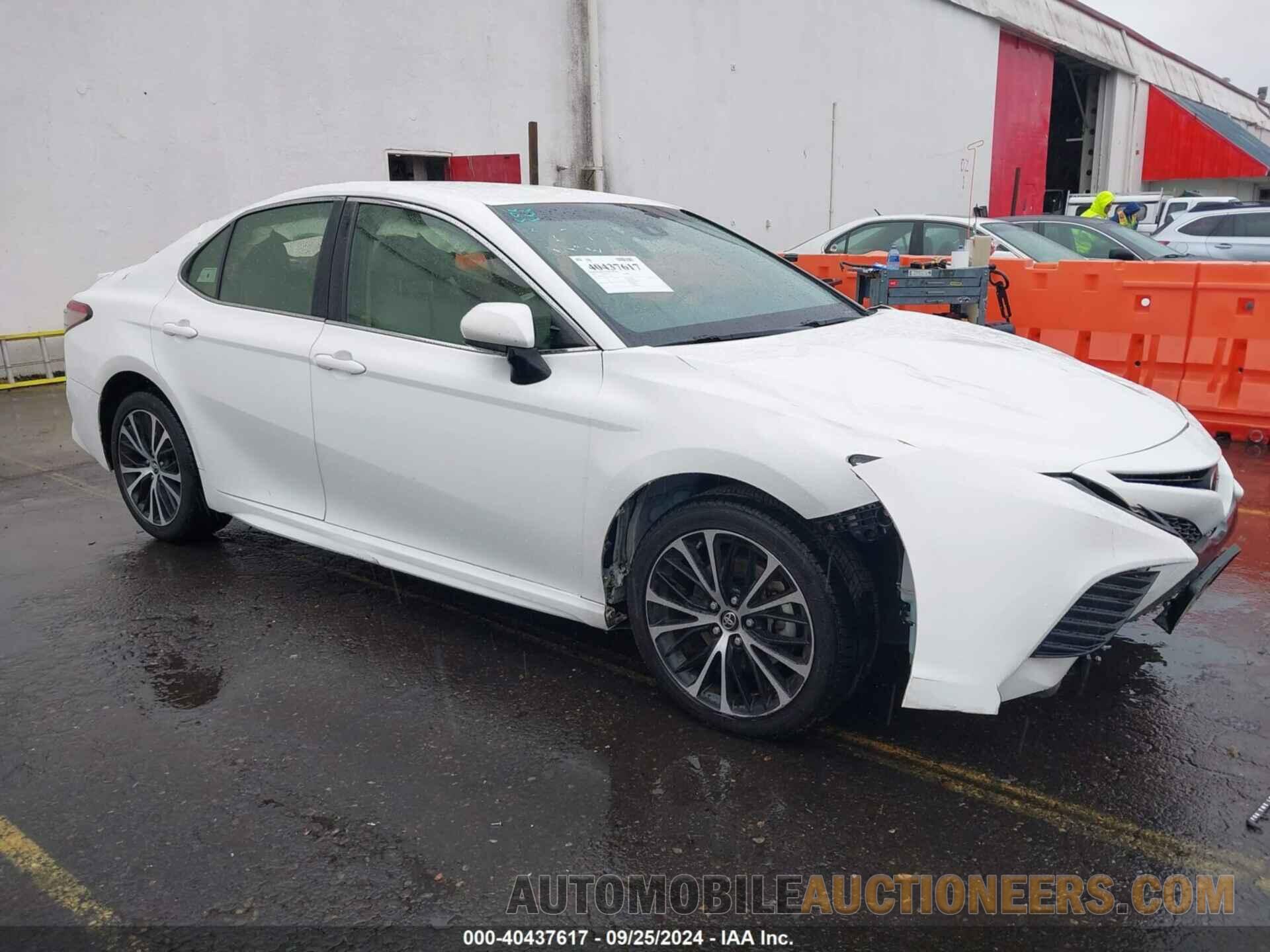 JTNB11HK1J3023168 TOYOTA CAMRY 2018