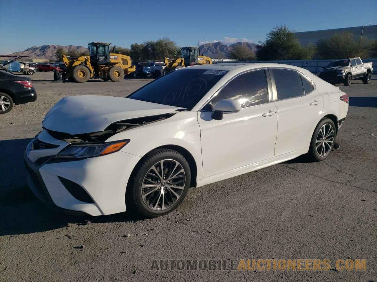 JTNB11HK1J3023283 TOYOTA CAMRY 2018