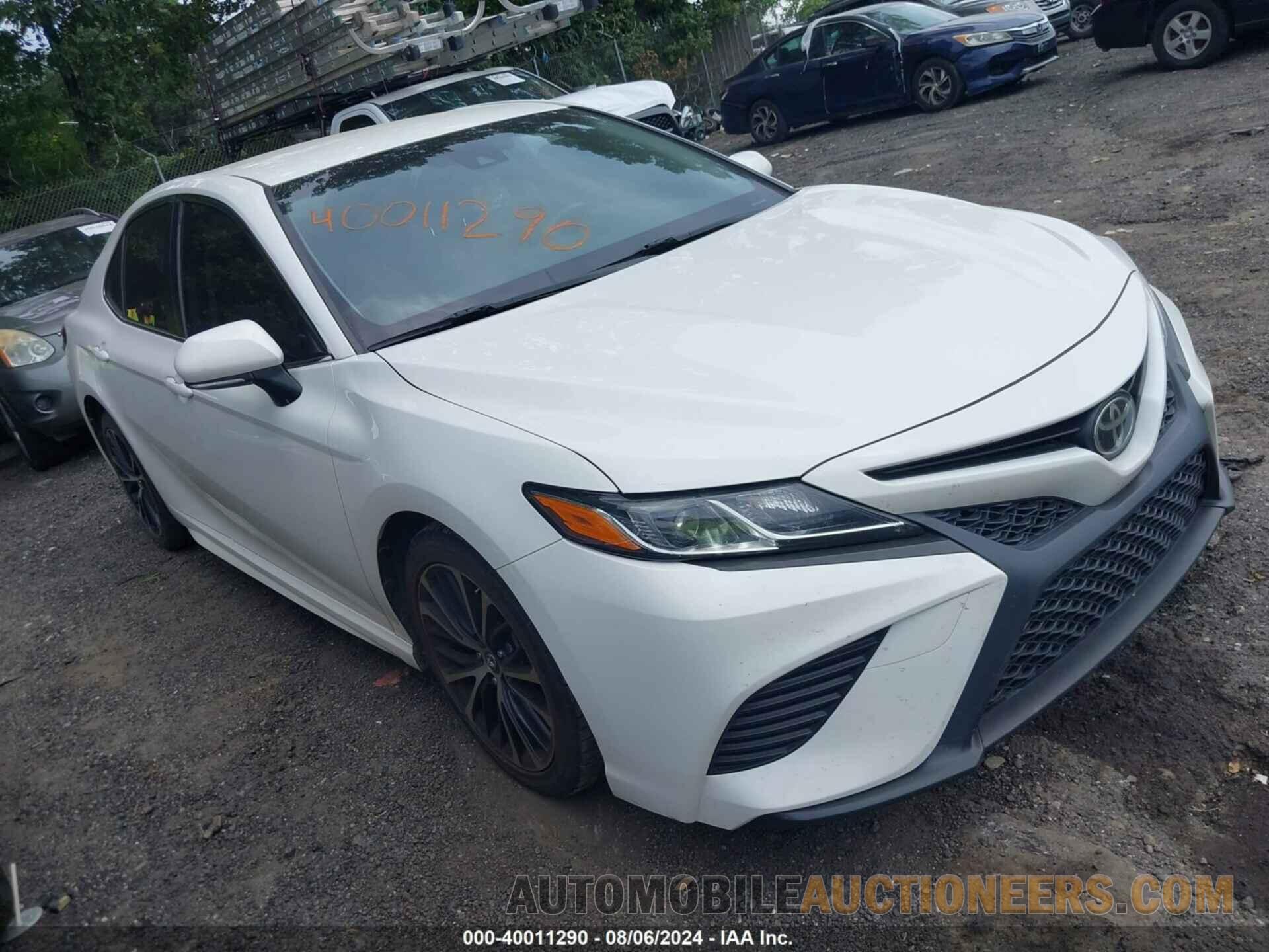 JTNB11HK1J3024868 TOYOTA CAMRY 2018