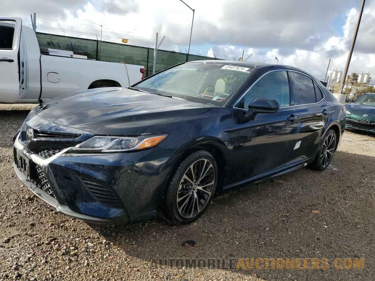 JTNB11HK1J3025017 TOYOTA CAMRY 2018