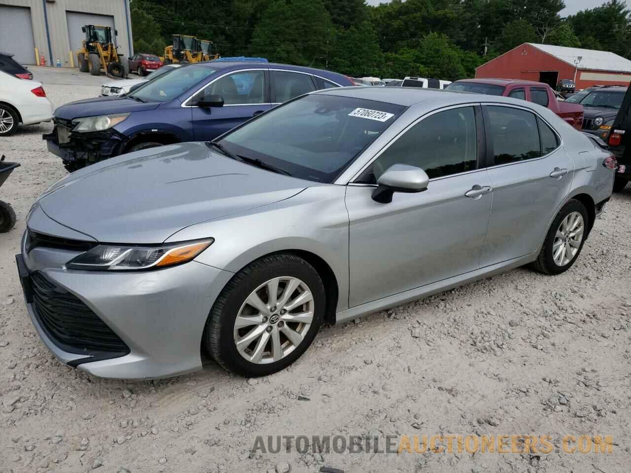 JTNB11HK1J3027978 TOYOTA CAMRY 2018