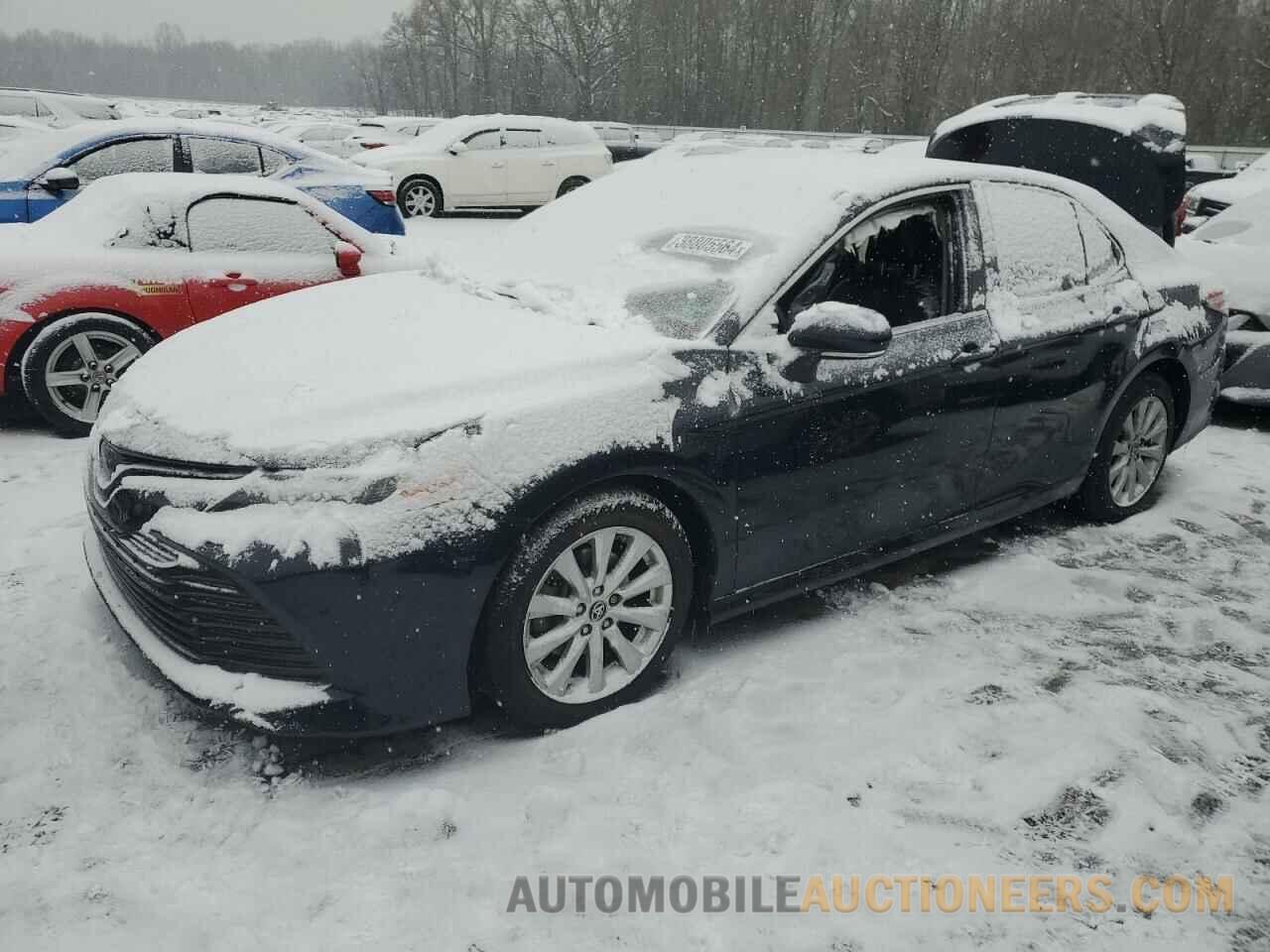 JTNB11HK1J3028029 TOYOTA CAMRY 2018