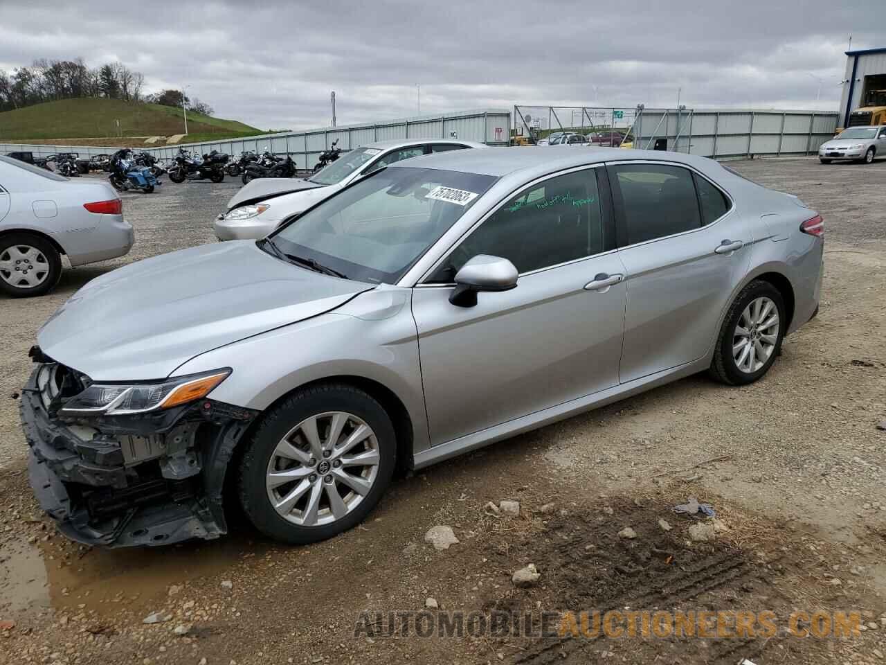 JTNB11HK1J3029066 TOYOTA CAMRY 2018