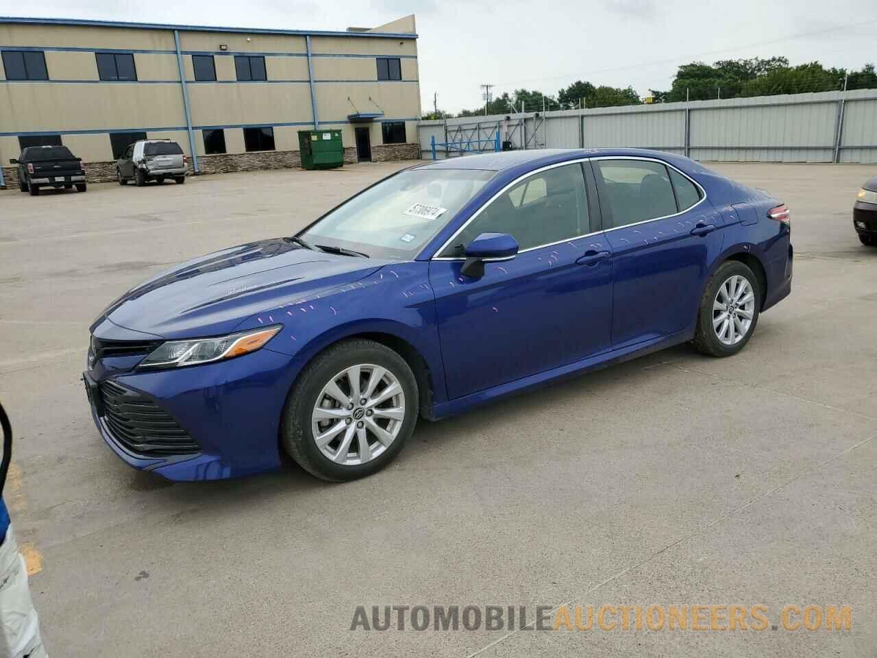 JTNB11HK1J3030878 TOYOTA CAMRY 2018