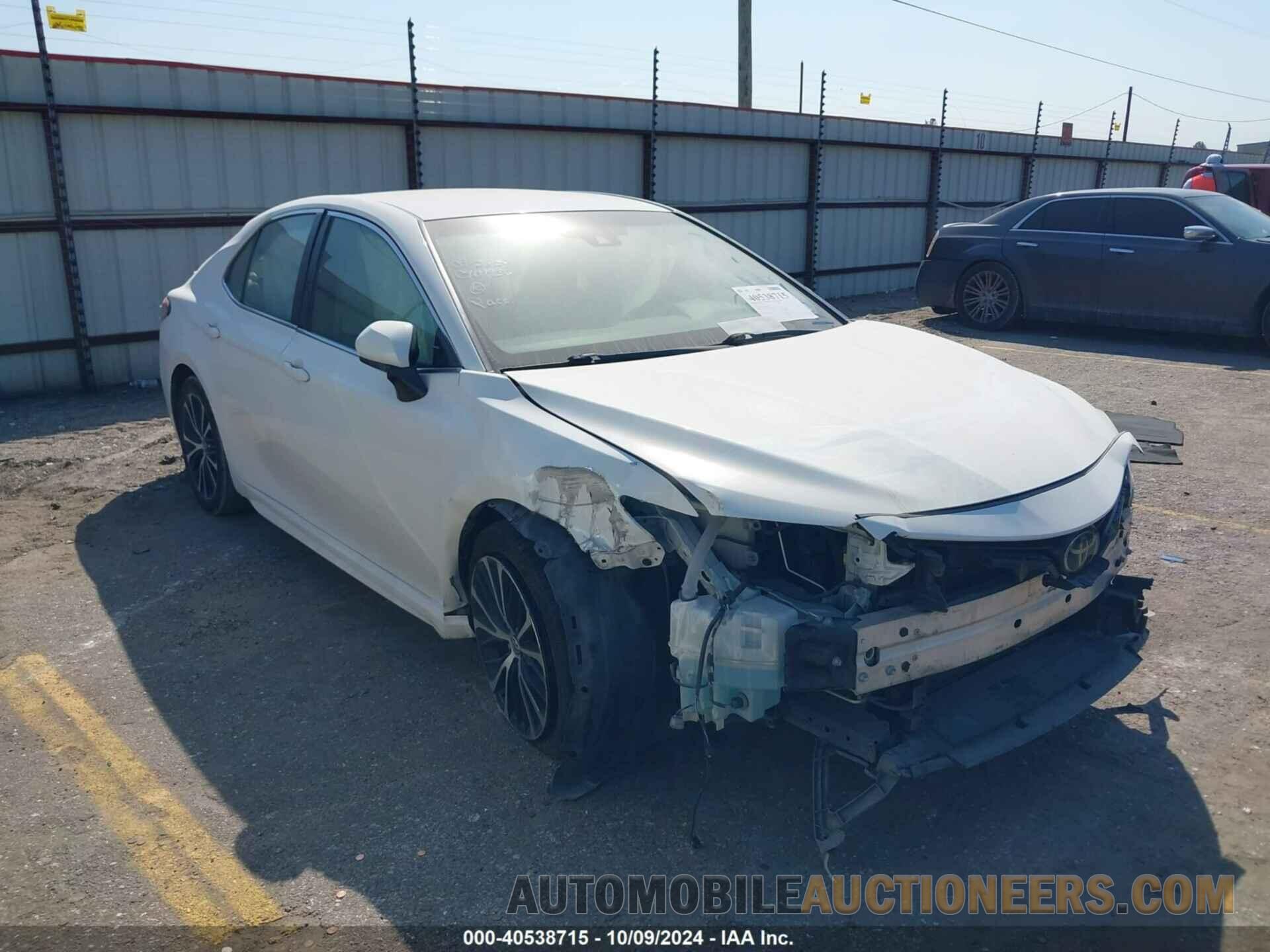 JTNB11HK1J3031366 TOYOTA CAMRY 2018