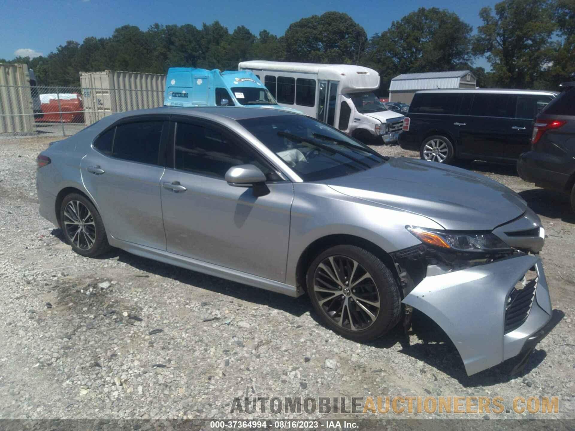 JTNB11HK1J3042934 TOYOTA CAMRY 2018