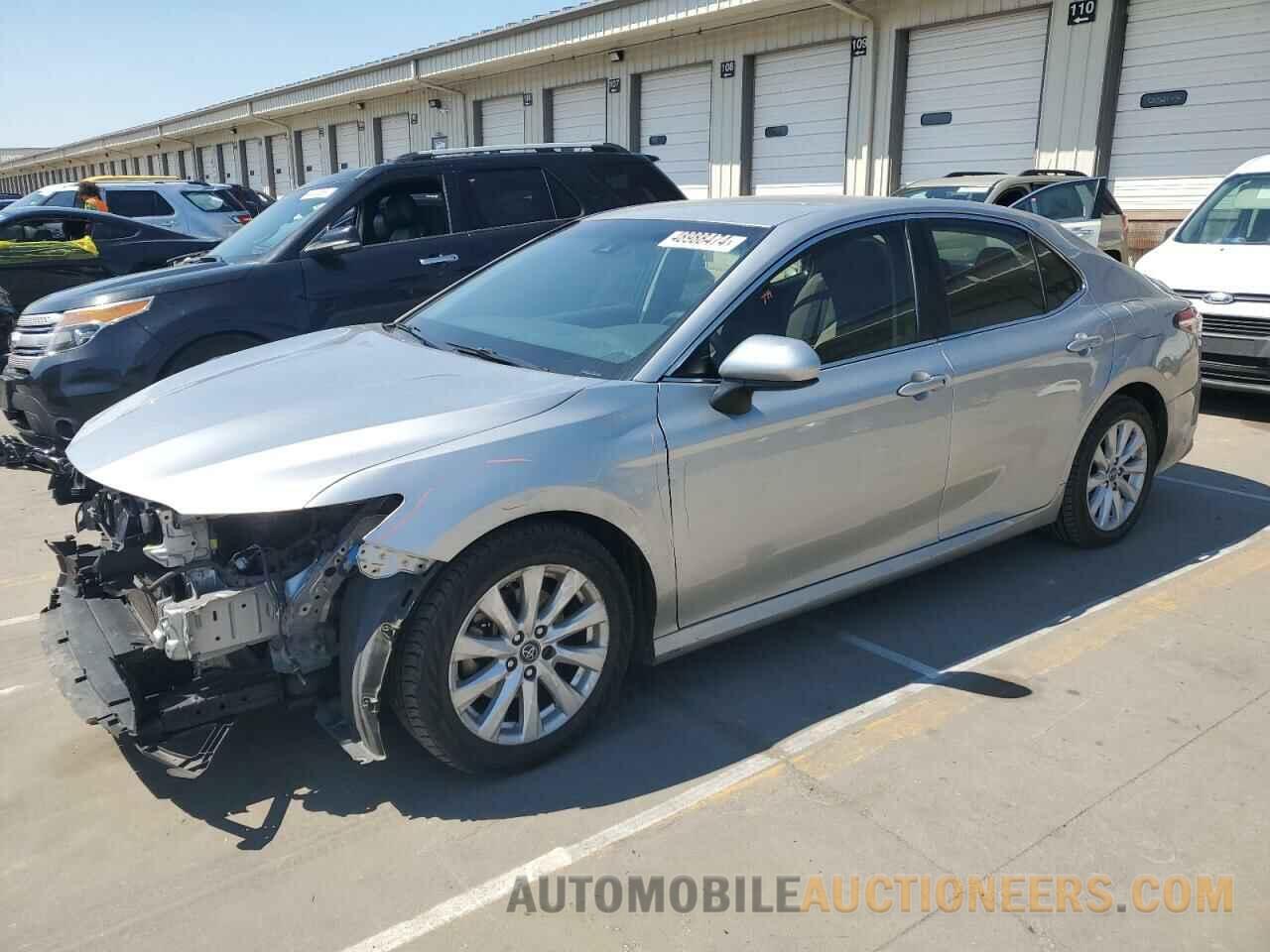 JTNB11HK1J3043906 TOYOTA CAMRY 2018