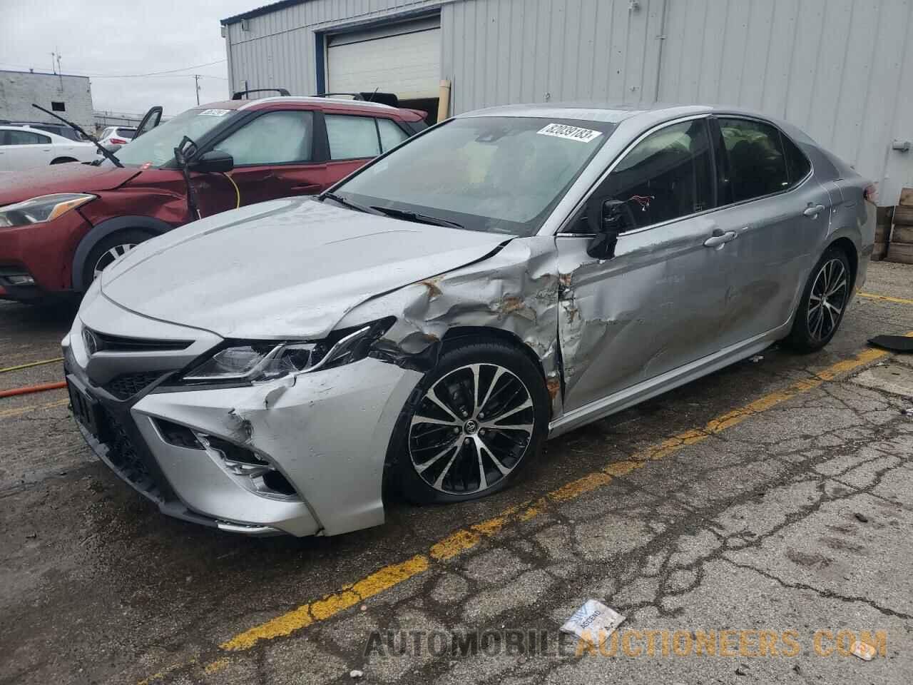 JTNB11HK1J3045073 TOYOTA CAMRY 2018