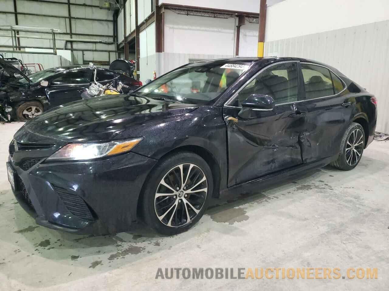 JTNB11HK1J3050578 TOYOTA CAMRY 2018