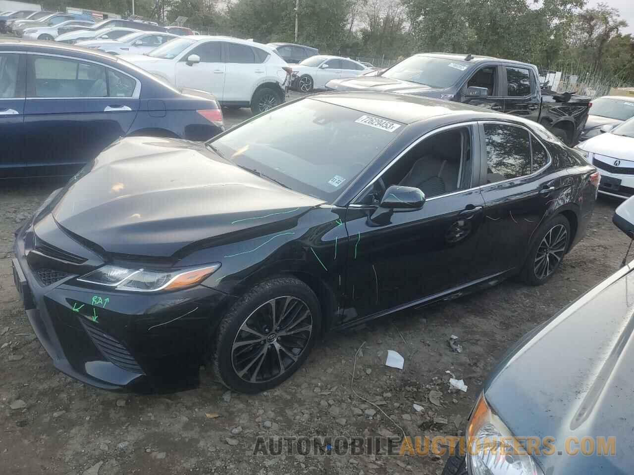 JTNB11HK2J3008064 TOYOTA CAMRY 2018