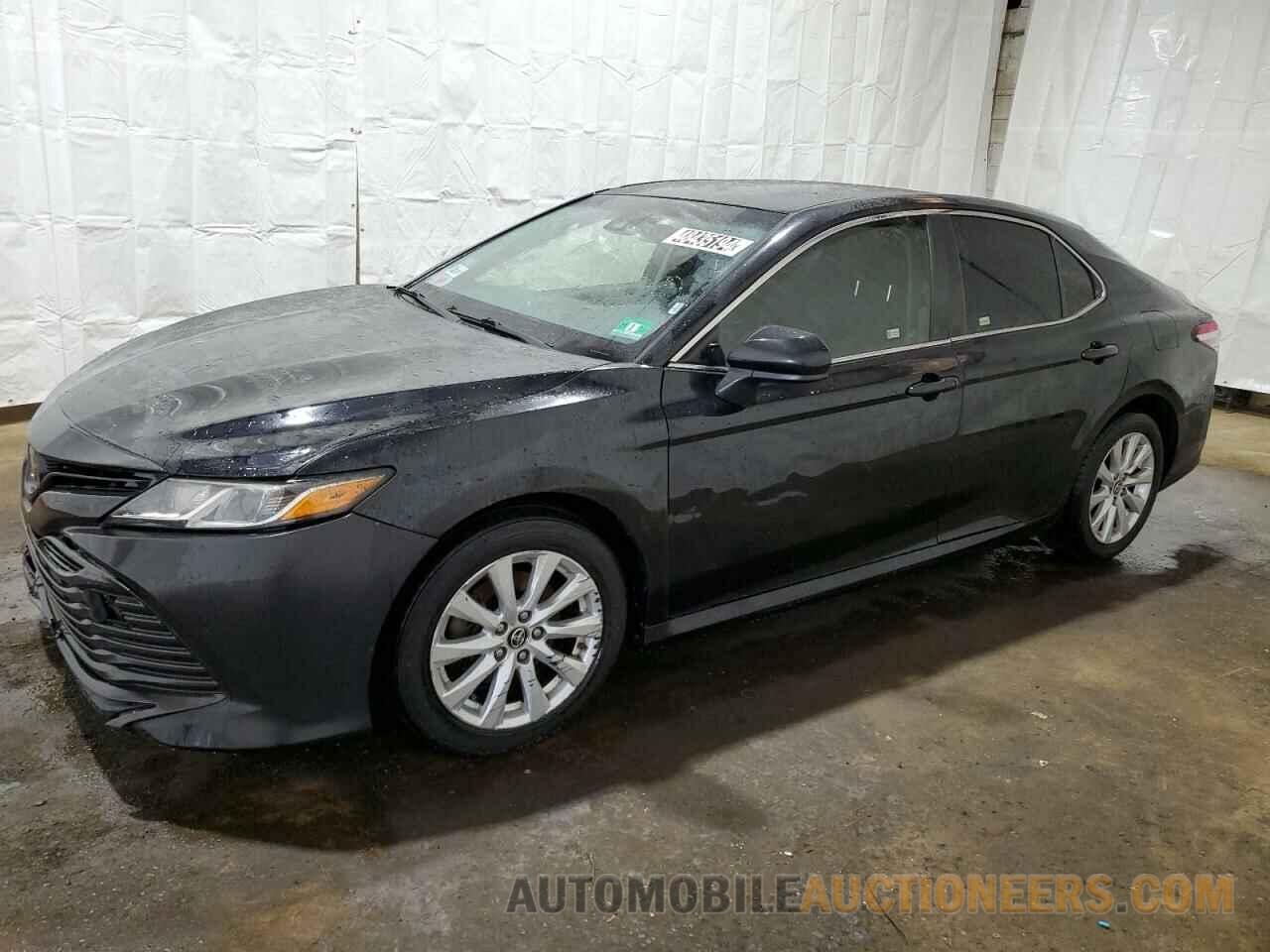 JTNB11HK2J3009733 TOYOTA CAMRY 2018