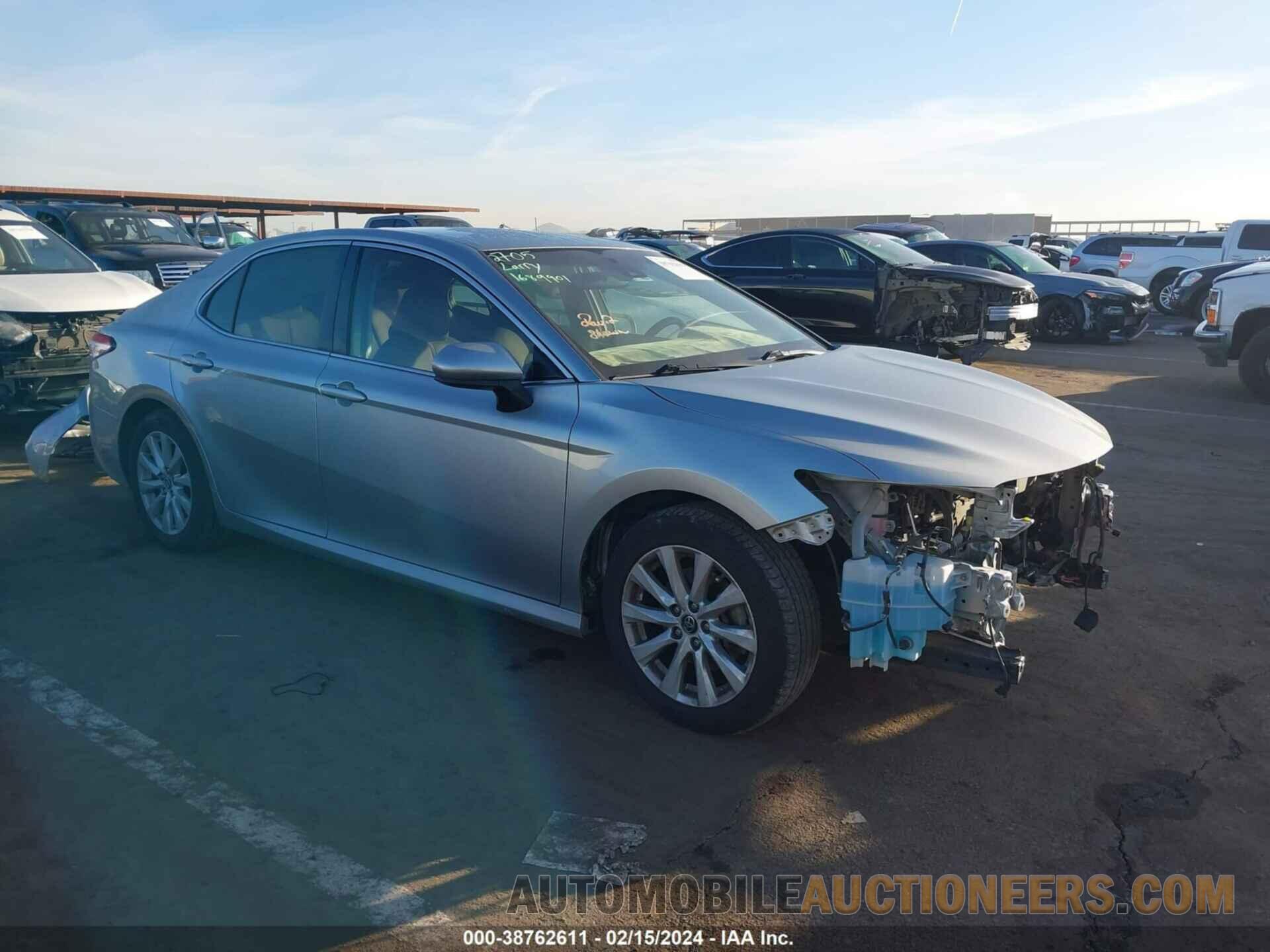 JTNB11HK2J3013605 TOYOTA CAMRY 2018