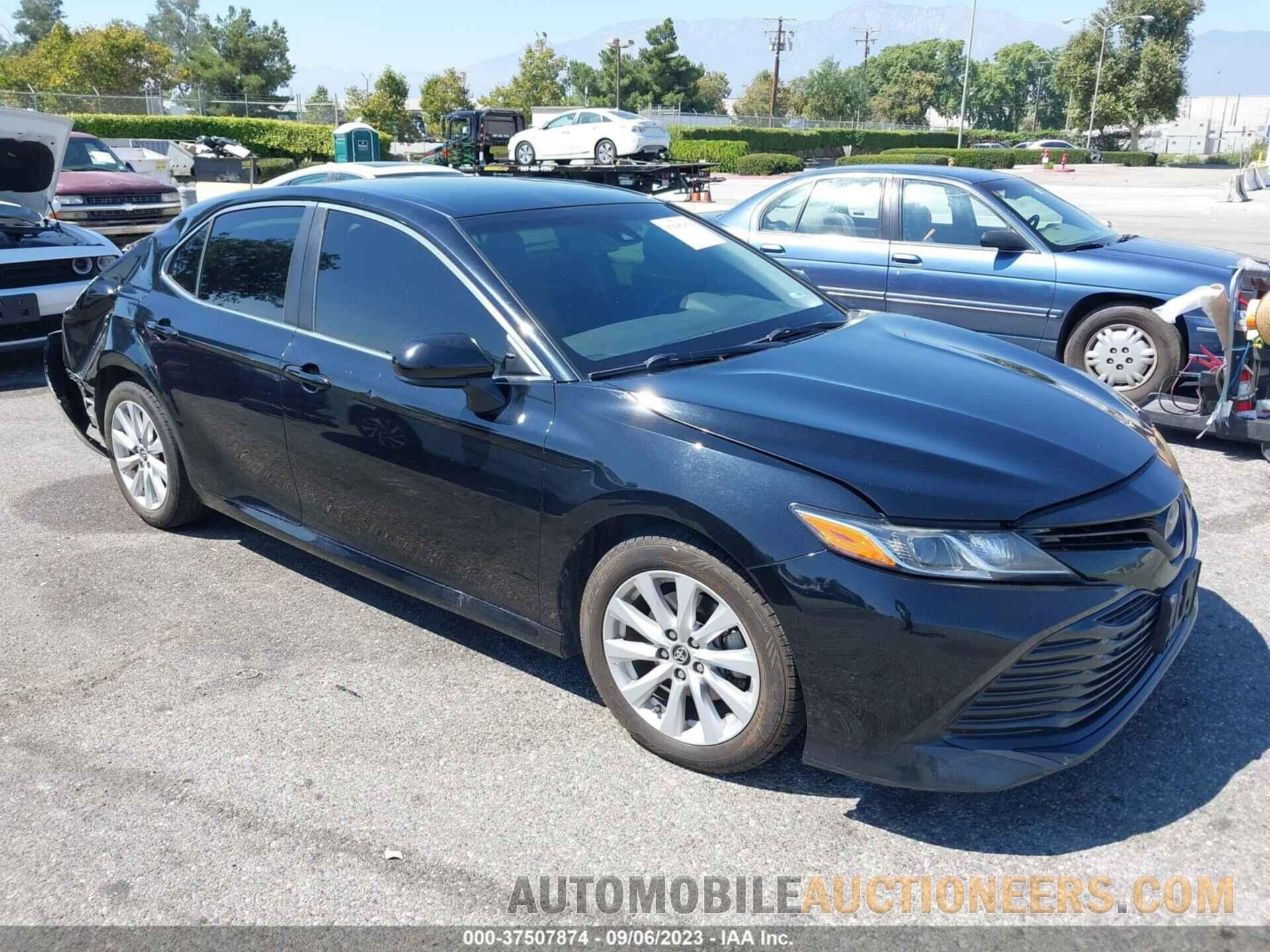 JTNB11HK2J3014835 TOYOTA CAMRY 2018