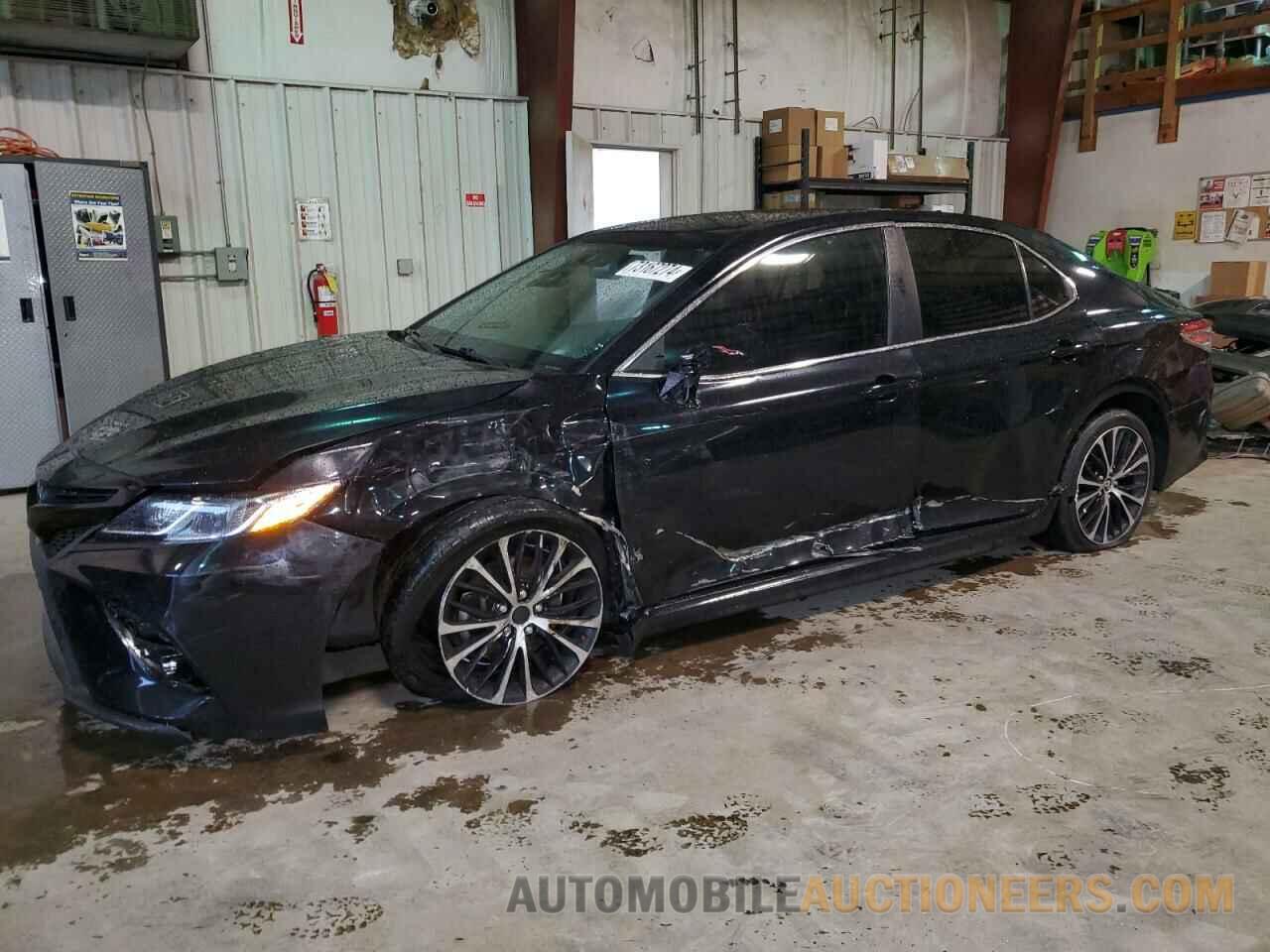 JTNB11HK2J3029996 TOYOTA CAMRY 2018