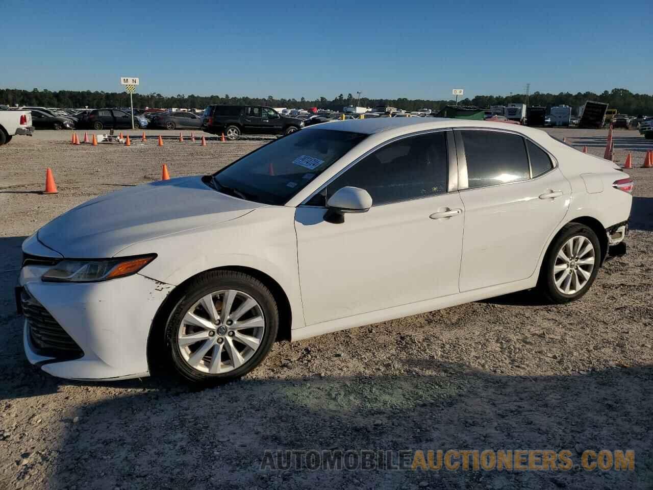 JTNB11HK2J3030193 TOYOTA CAMRY 2018