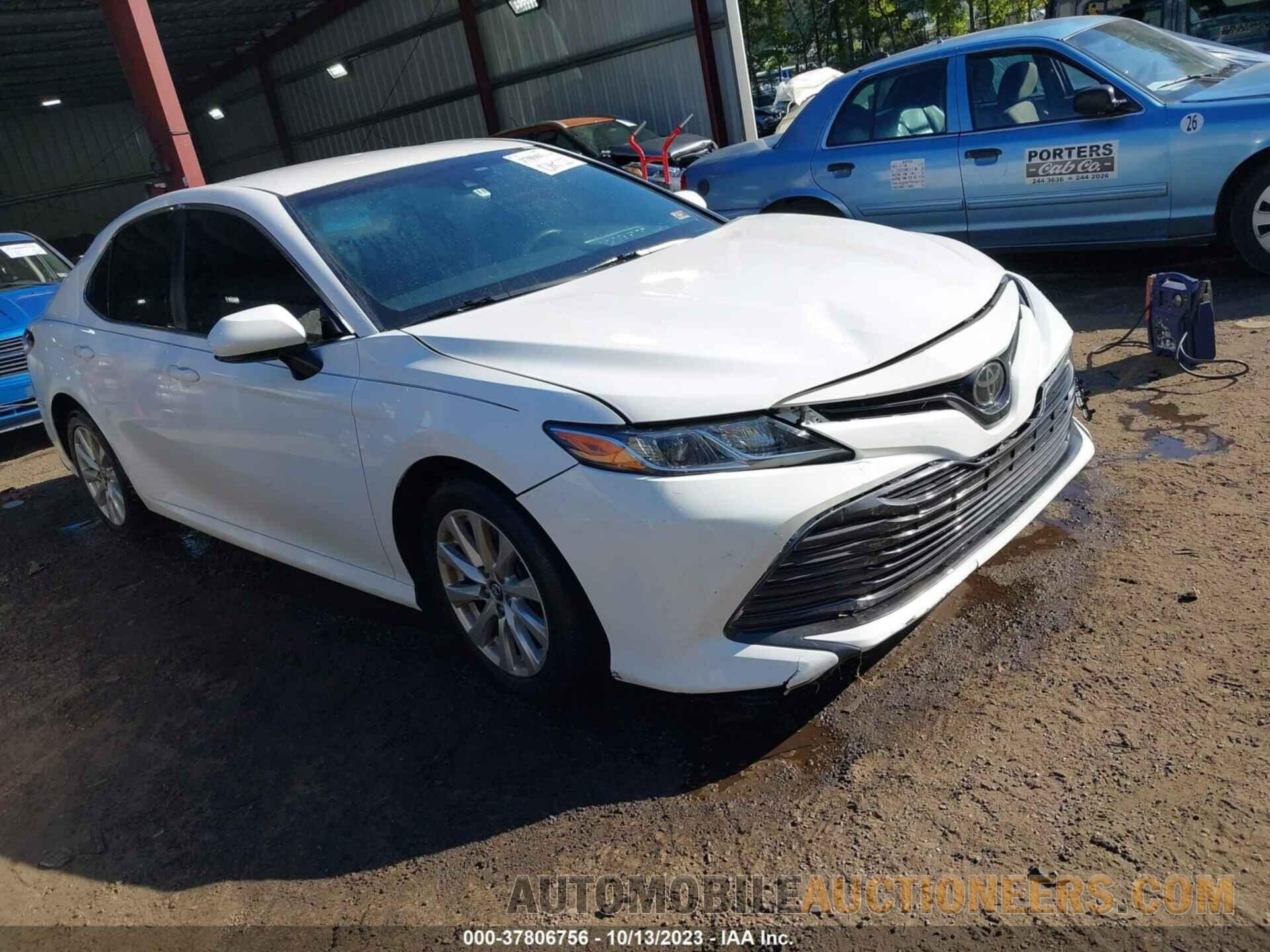 JTNB11HK2J3031392 TOYOTA CAMRY 2018