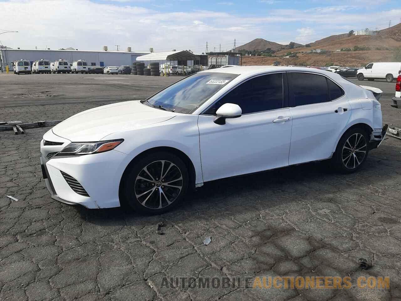 JTNB11HK2J3034180 TOYOTA CAMRY 2018