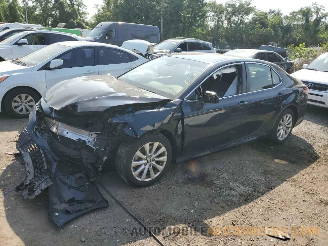 JTNB11HK2J3036091 TOYOTA CAMRY 2018