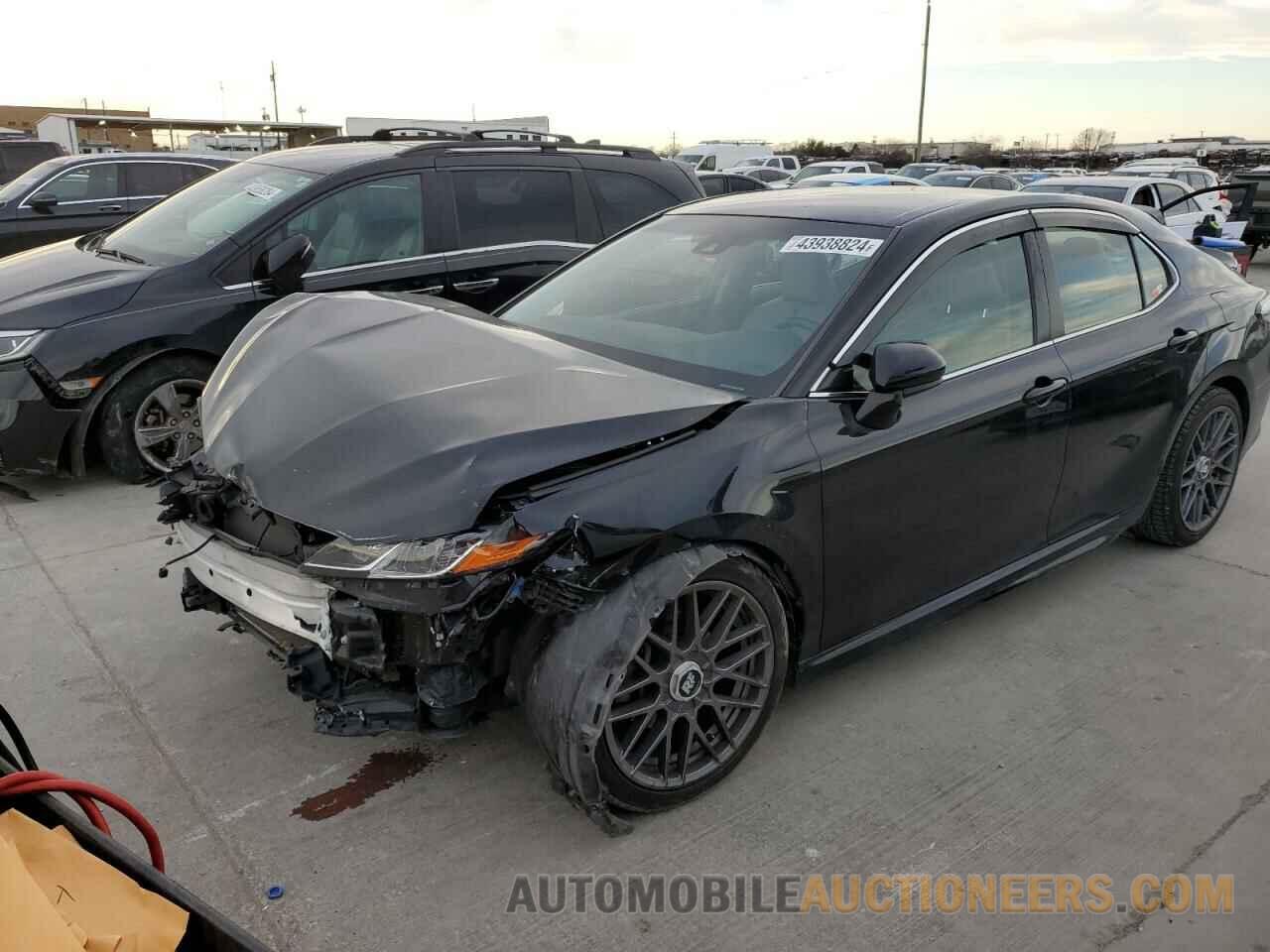 JTNB11HK2J3044899 TOYOTA CAMRY 2018