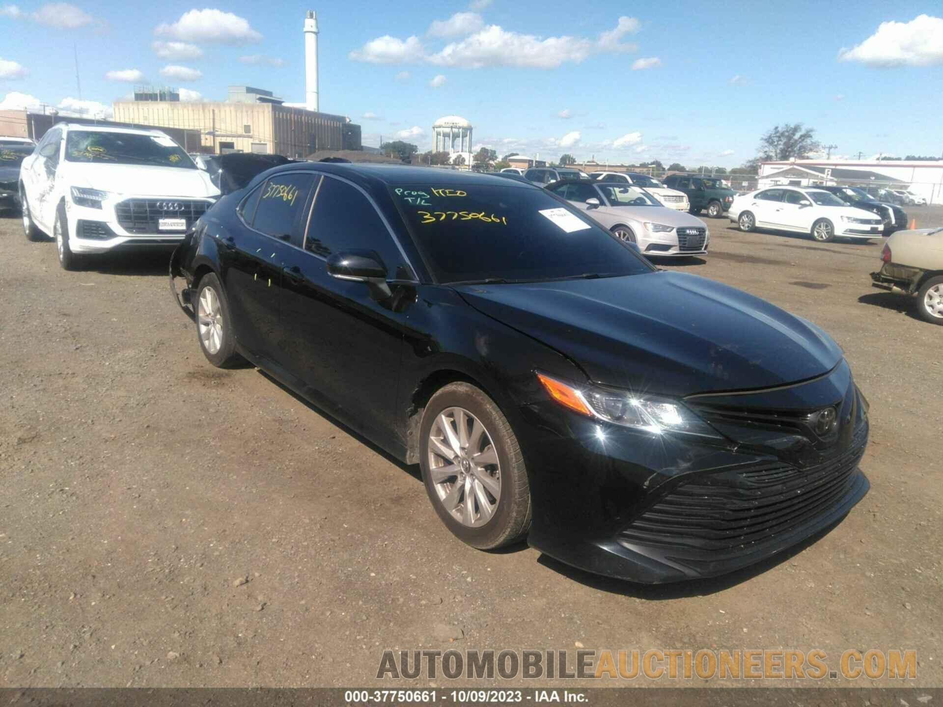 JTNB11HK2J3066093 TOYOTA CAMRY 2018