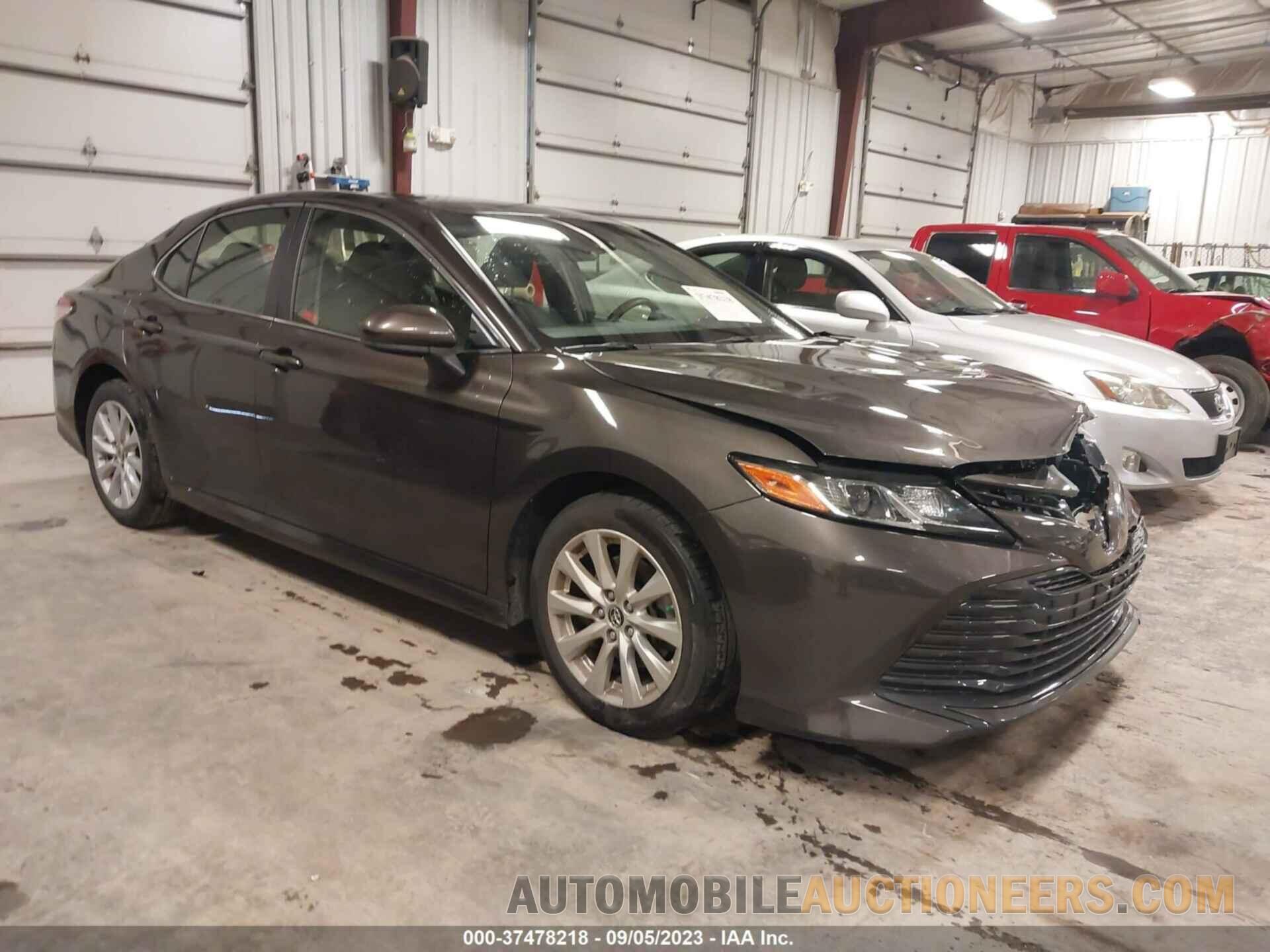 JTNB11HK2J3069642 TOYOTA CAMRY 2018