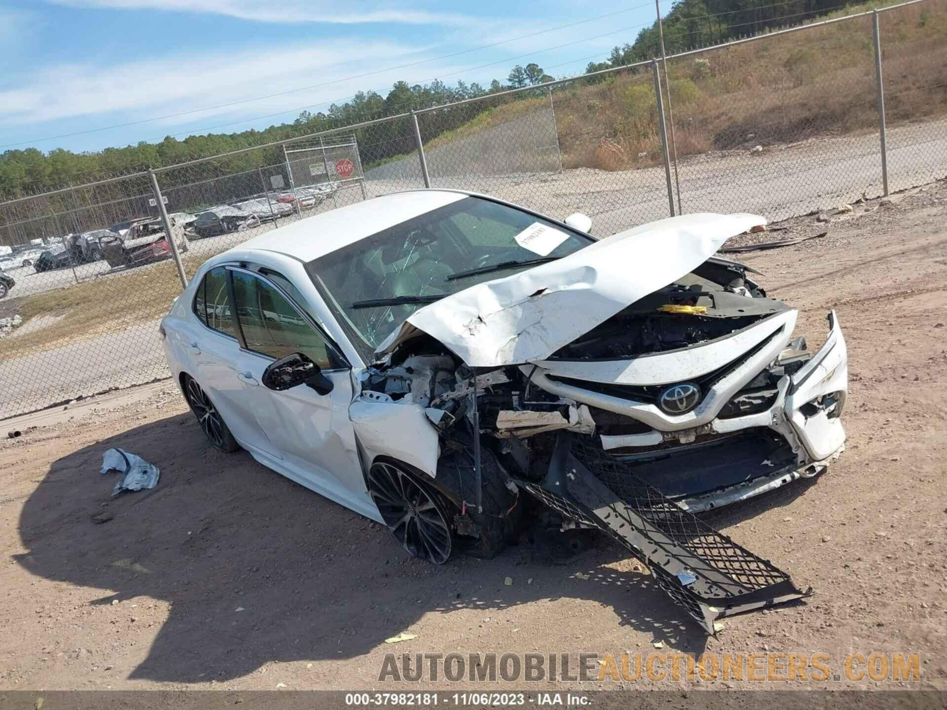 JTNB11HK2J3070094 TOYOTA CAMRY 2018