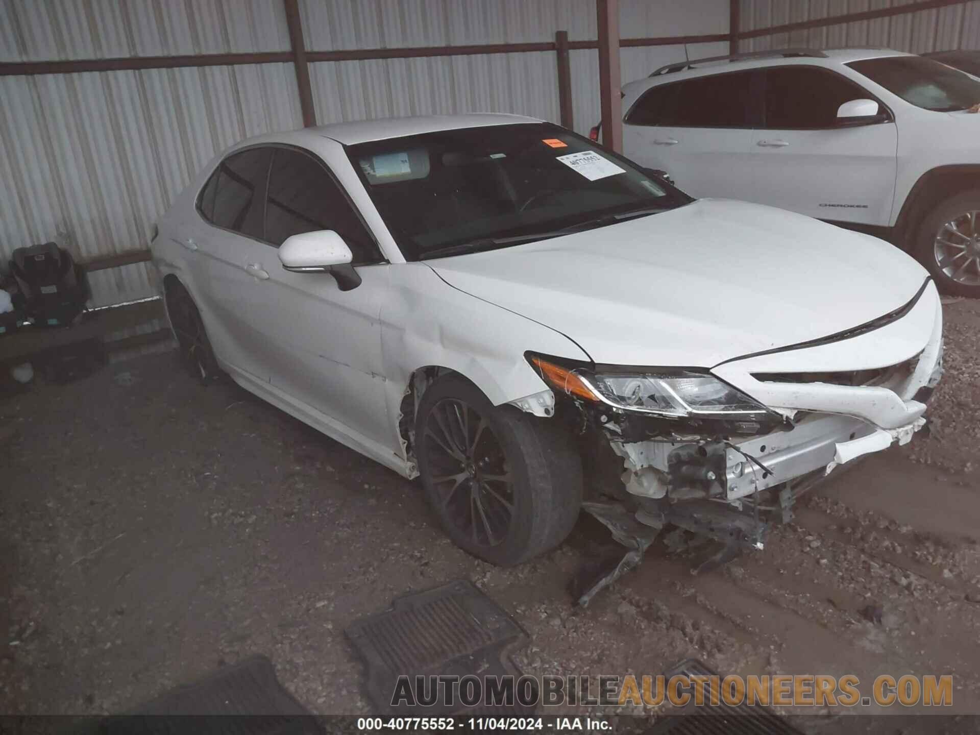 JTNB11HK3J3004427 TOYOTA CAMRY 2018