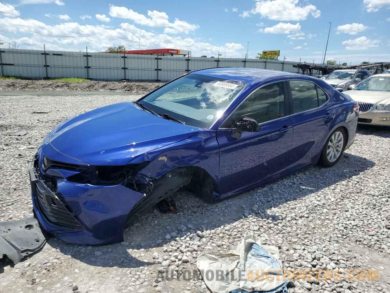 JTNB11HK3J3004699 TOYOTA CAMRY 2018