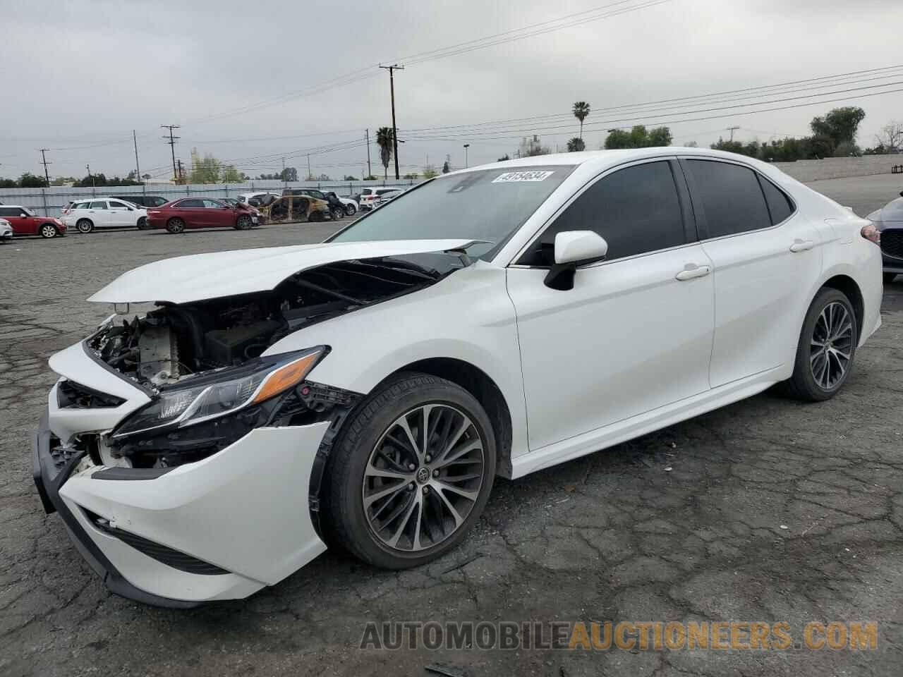 JTNB11HK3J3004704 TOYOTA CAMRY 2018