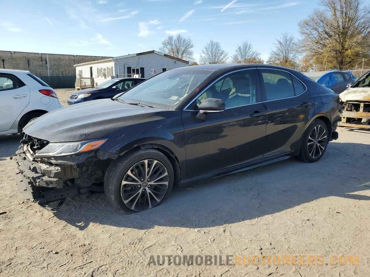 JTNB11HK3J3007909 TOYOTA CAMRY 2018