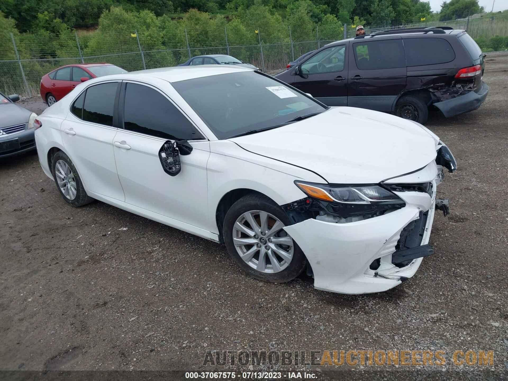 JTNB11HK3J3011524 TOYOTA CAMRY 2018