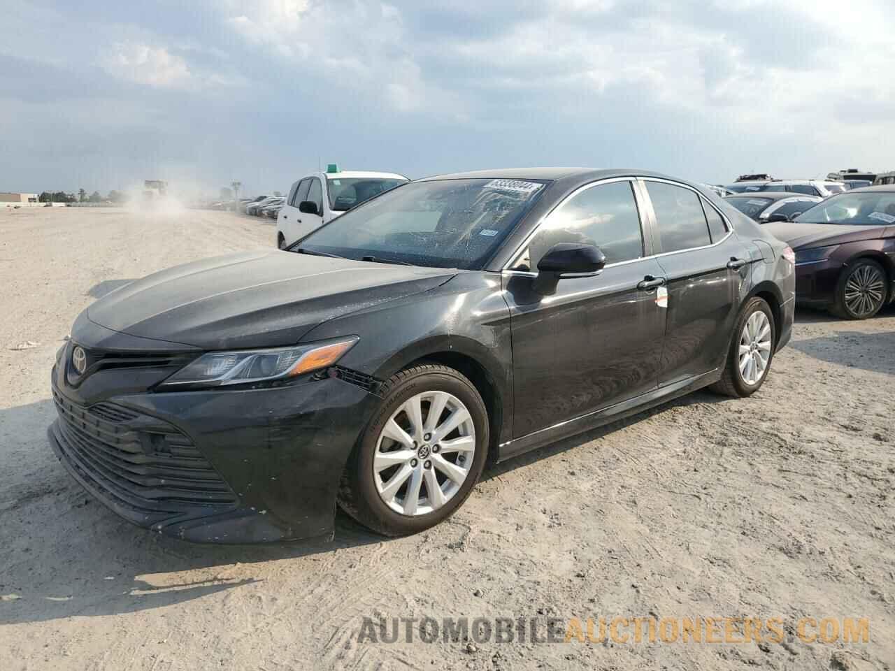 JTNB11HK3J3011586 TOYOTA CAMRY 2018