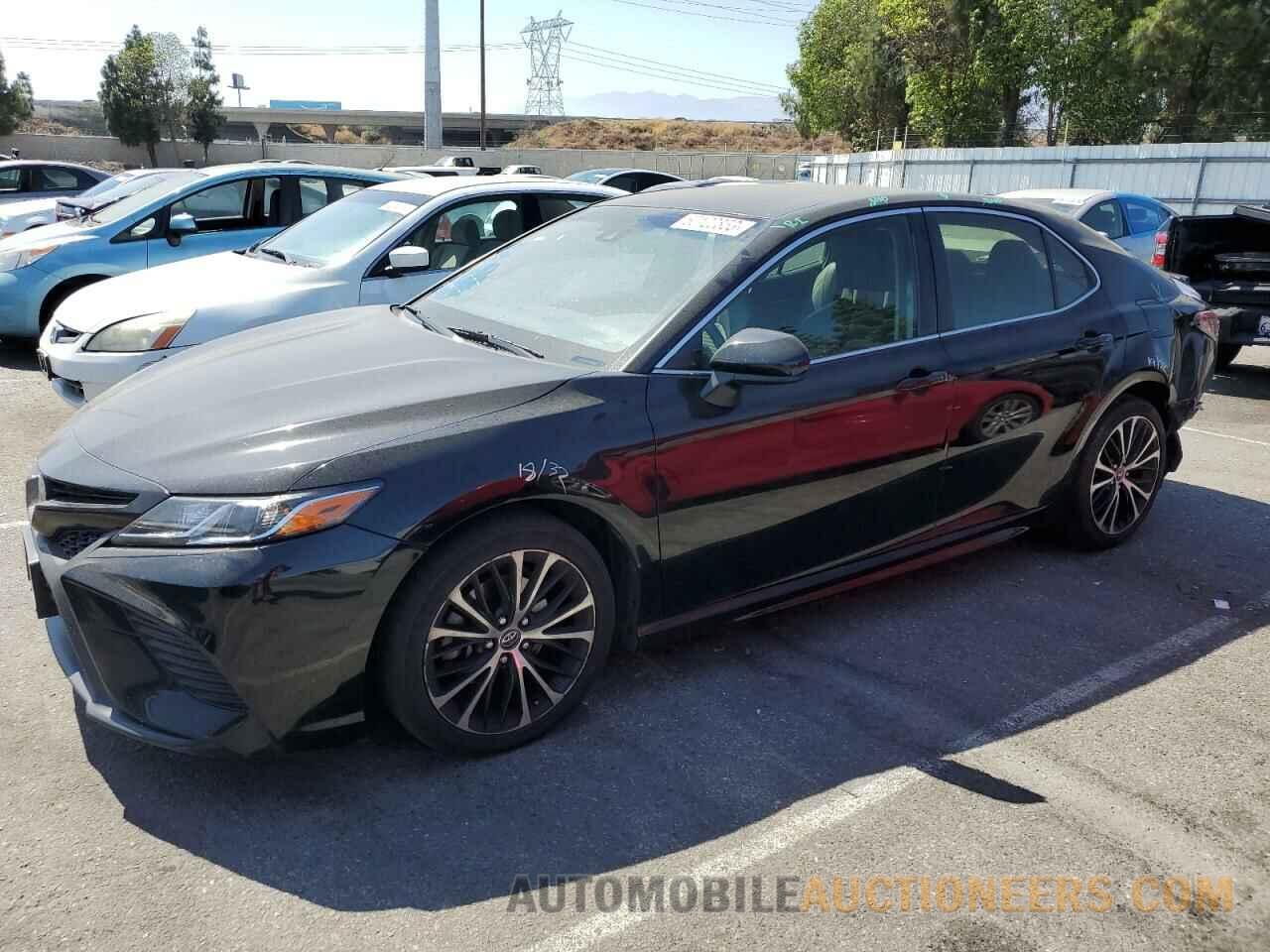 JTNB11HK3J3021888 TOYOTA CAMRY 2018