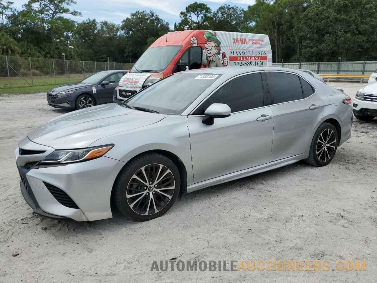 JTNB11HK3J3028775 TOYOTA CAMRY 2018