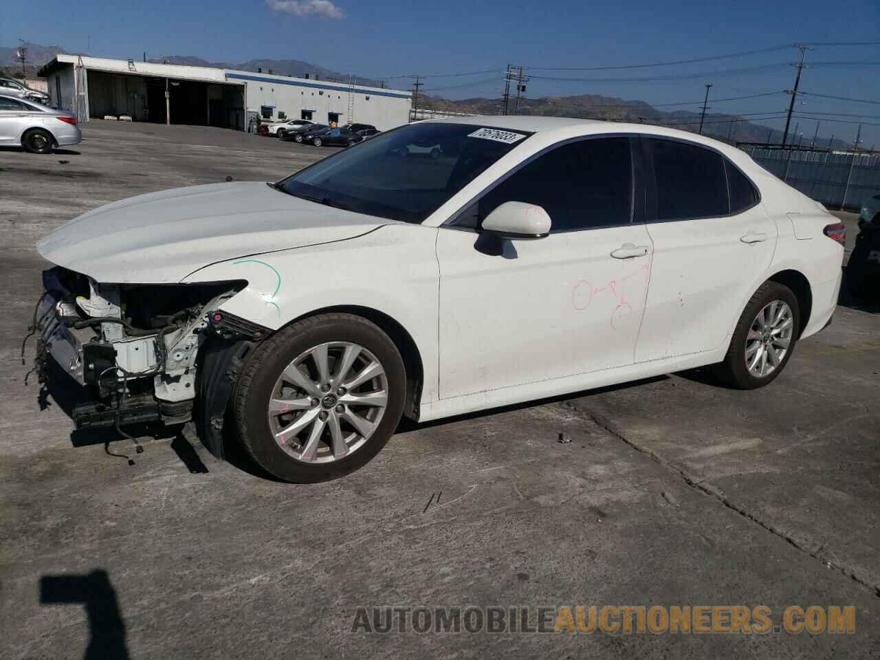 JTNB11HK3J3035869 TOYOTA CAMRY 2018