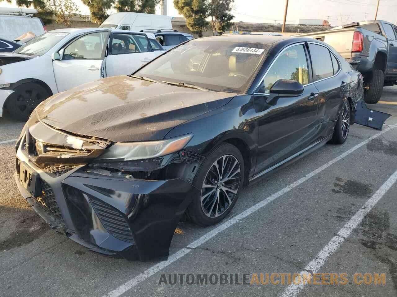 JTNB11HK3J3038822 TOYOTA CAMRY 2018