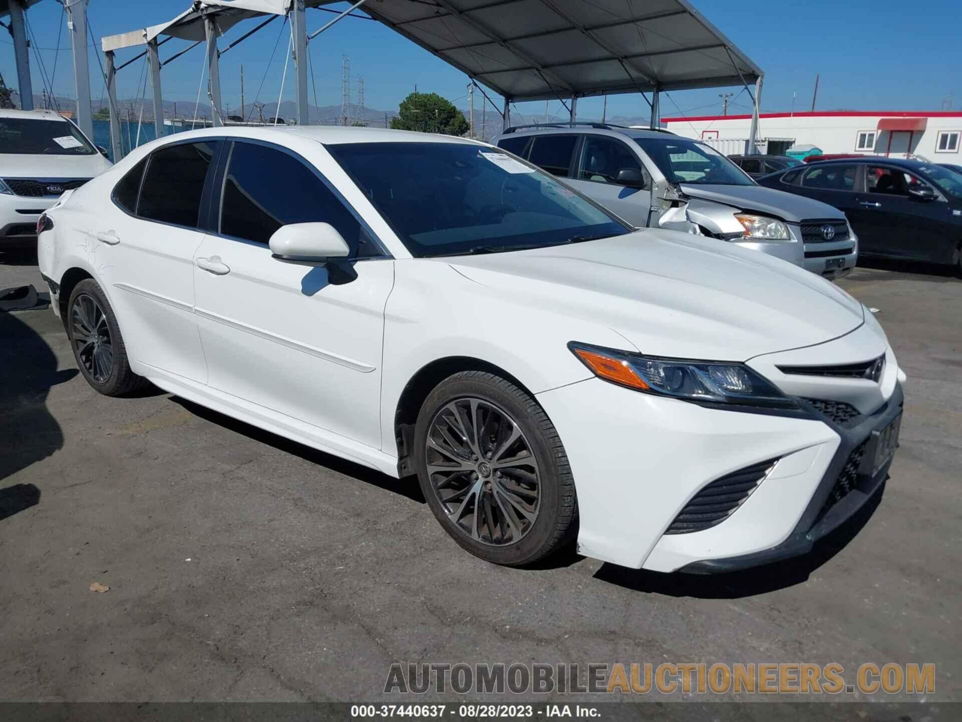 JTNB11HK3J3041073 TOYOTA CAMRY 2018