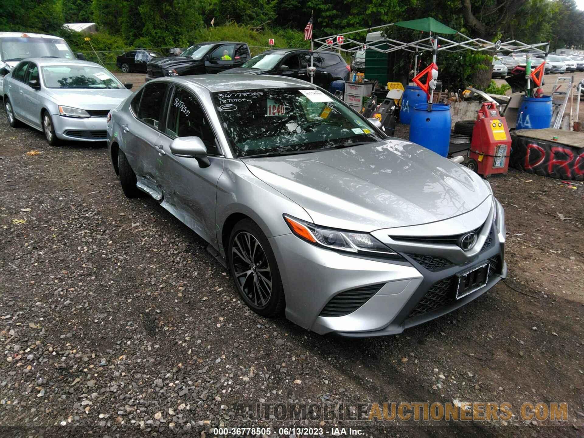 JTNB11HK3J3048542 TOYOTA CAMRY 2018