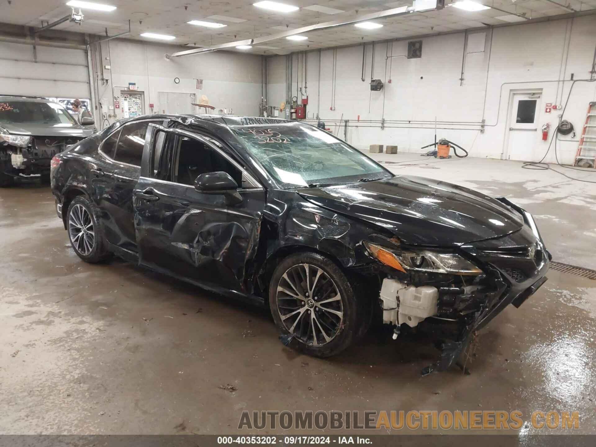 JTNB11HK3J3049657 TOYOTA CAMRY 2018