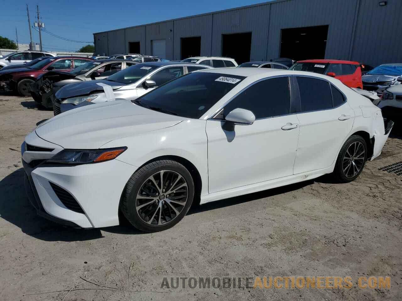 JTNB11HK3J3051568 TOYOTA CAMRY 2018