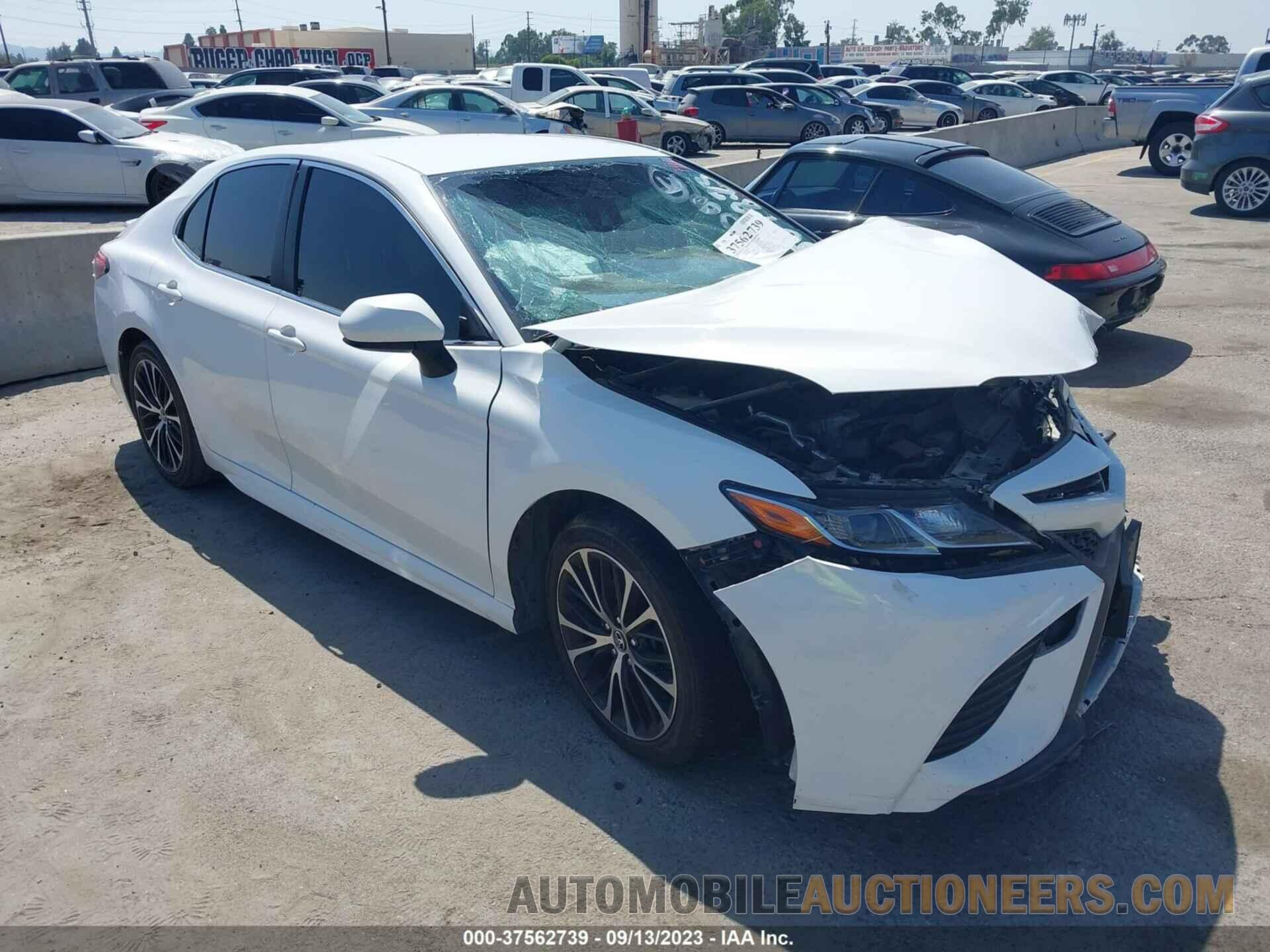 JTNB11HK3J3073621 TOYOTA CAMRY 2018